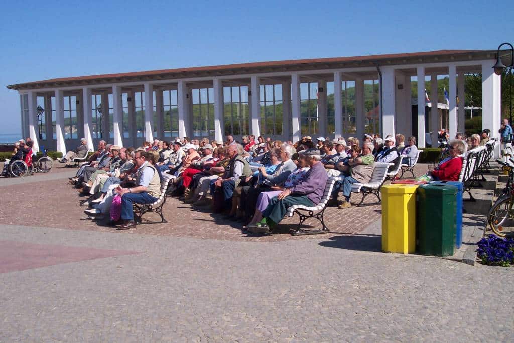 Beim Kurkonzert von Jo & Josephine in Binz