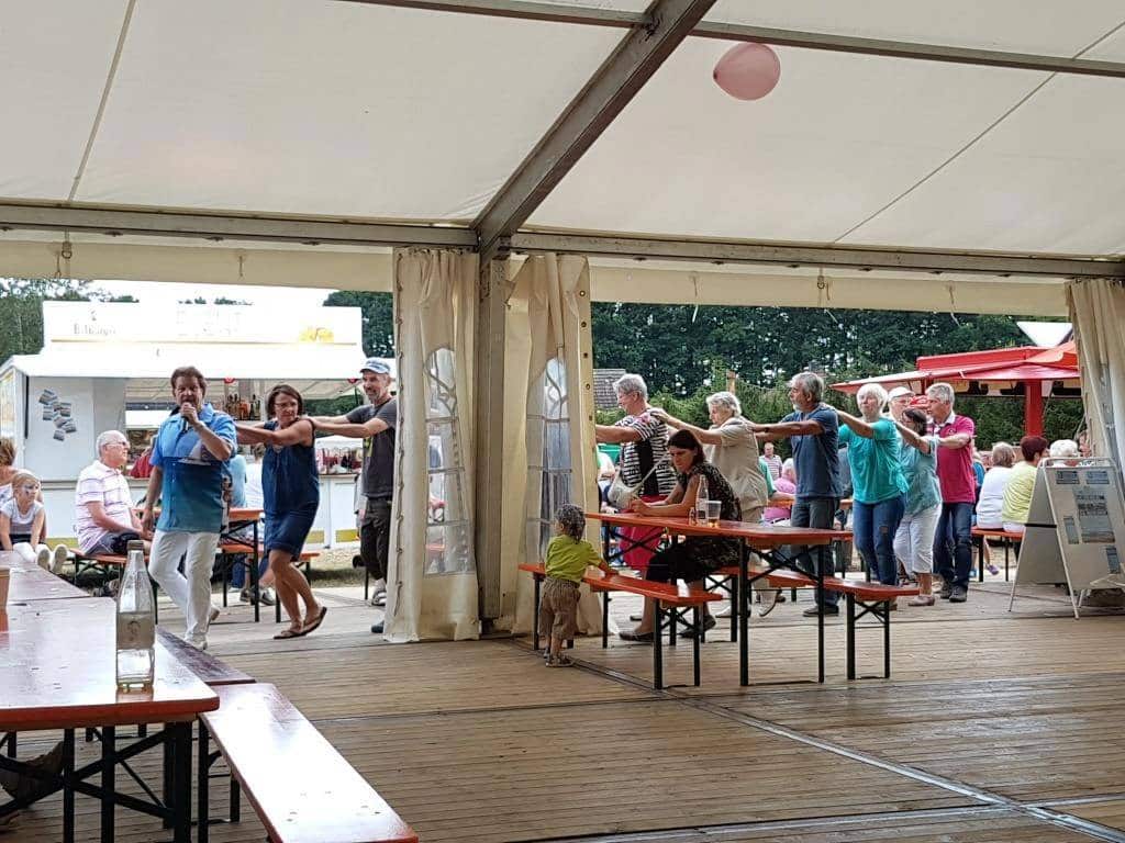 Entertainment mit Polonaise und Jo & Josephine am Ueckermünder Haff