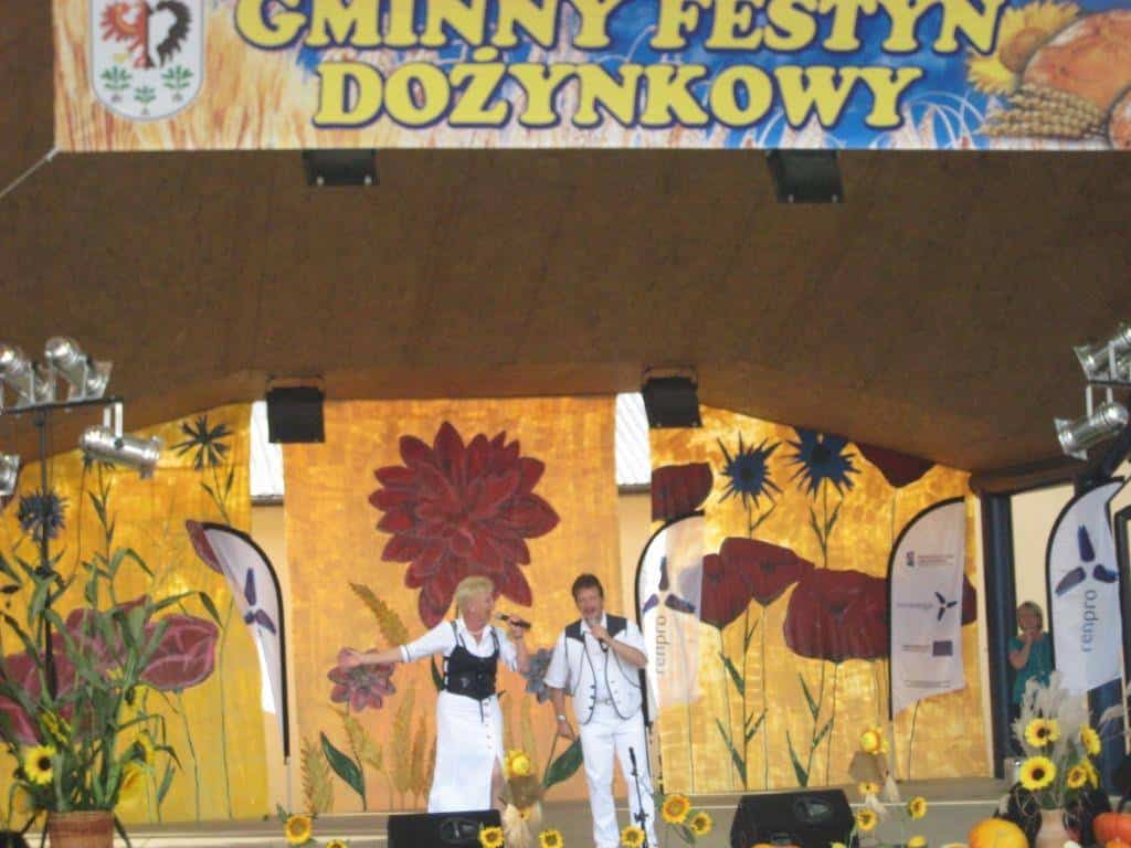 Volksmusikduo Jo & Josephine zum Erntedankfest in Polen auf großer Bühne